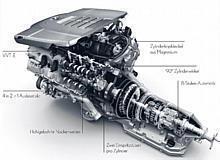 Der LS 460 wird von einem komplett neu konstruierten 4,6-Liter V8 mit 380 PS angetrieben.